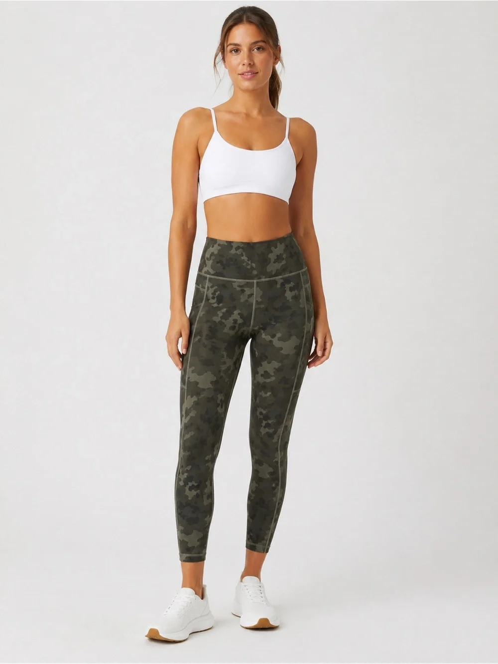 Vuori Stride Leggings Small Green Camo High Rise 7/8 Running Yoga Side Pocket - Picture 1 of 14